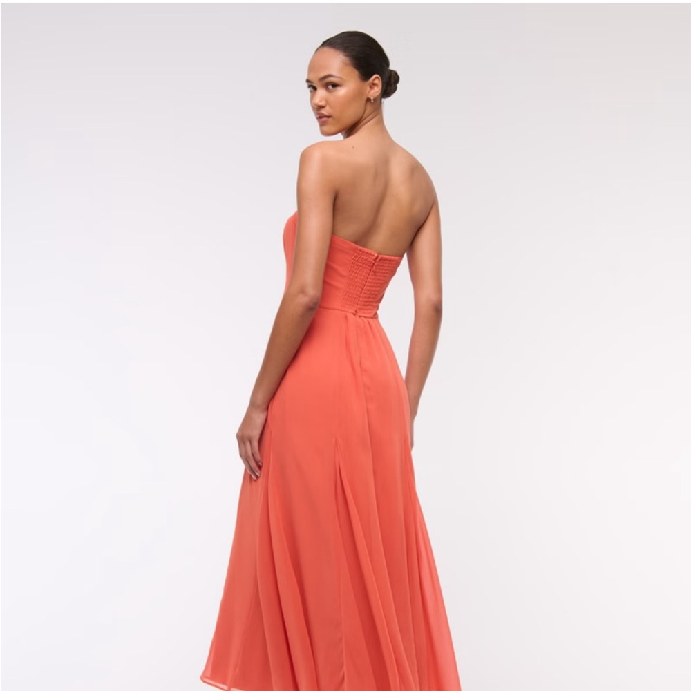 Abercrombie & Fitch Strapless Coral Dress - Picture 2 of 4